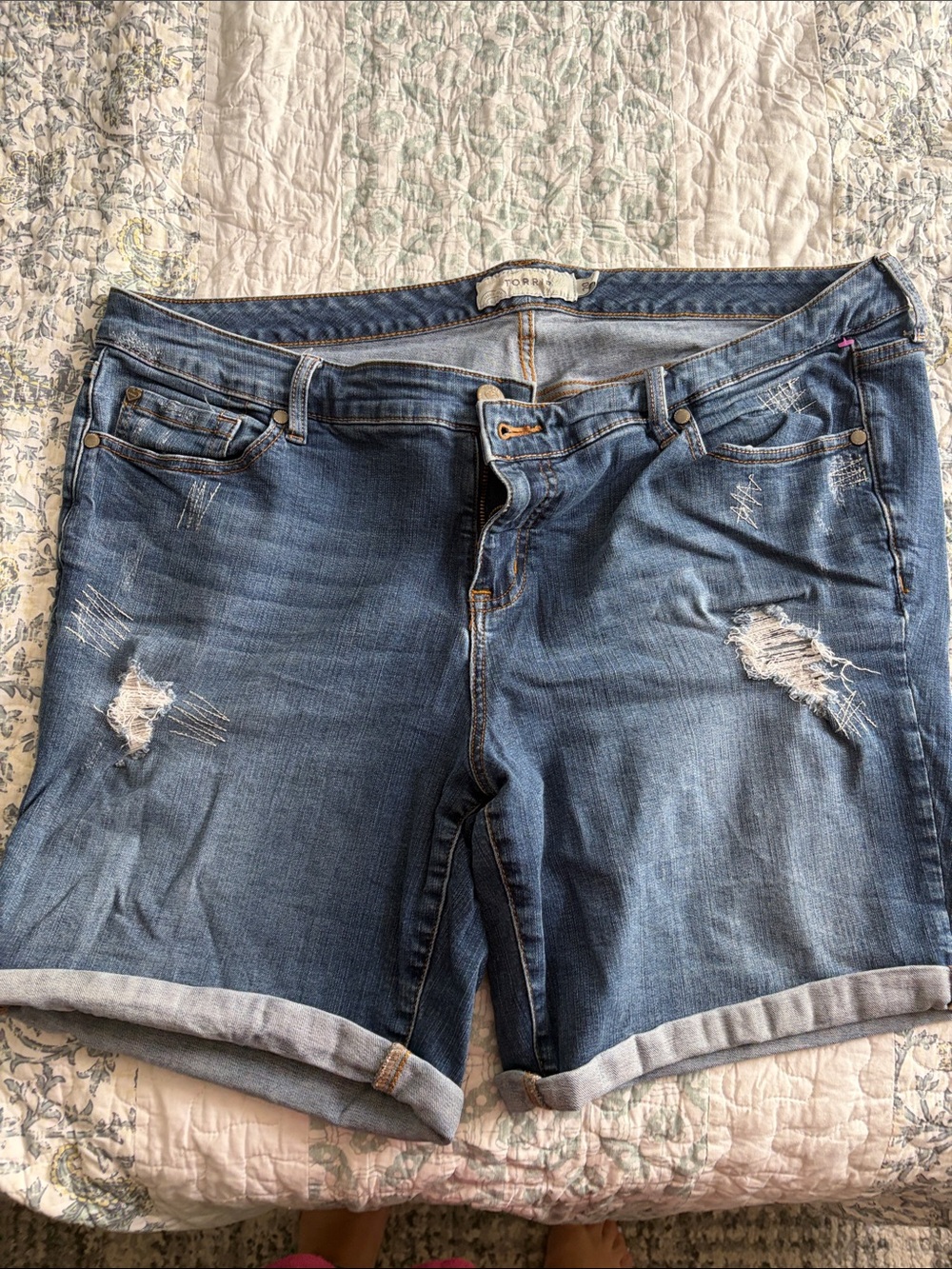 torrid Distressed Rolled Cuff Dark Blue Jean Shorts